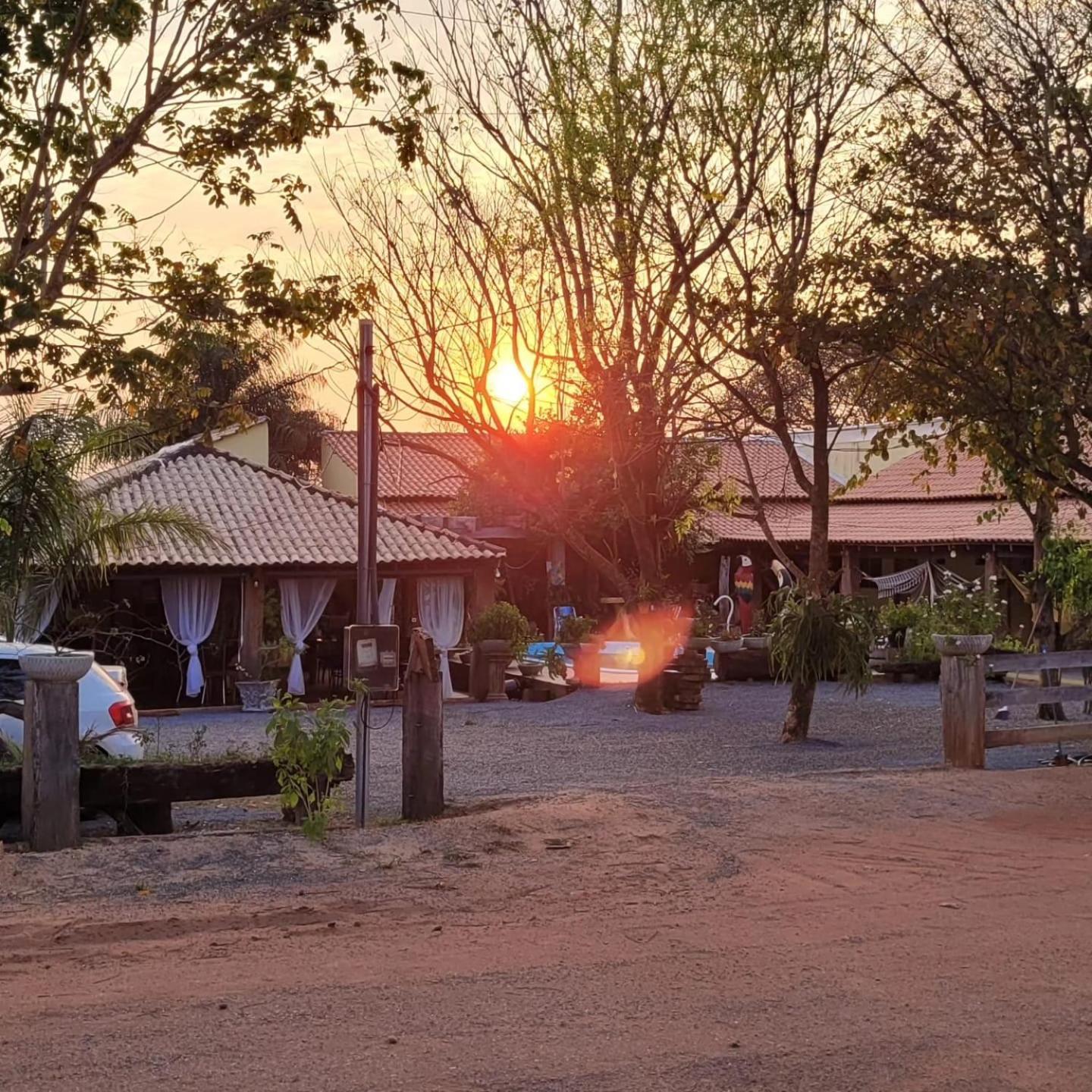Pousada Cantinho De Casa โนเบรส ภายนอก รูปภาพ